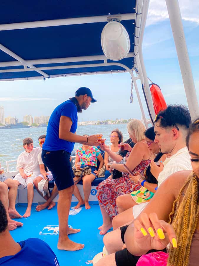 2-hour tour in Cartagena Sunset View in party boat - How much value do you get for $22?