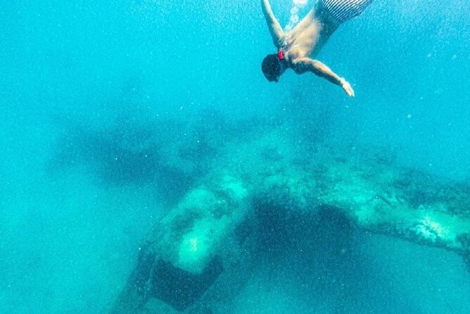 5 Islands Tour from Cartagena Including Snorkeling and Lunch - Cholon, where the party takes over