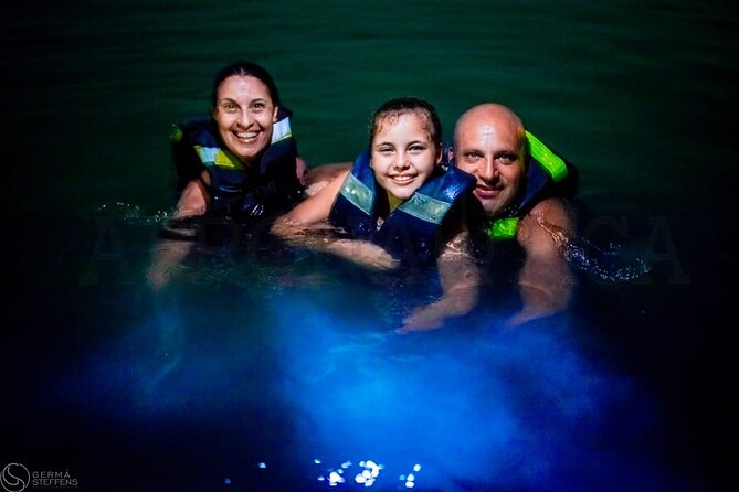 Adventure full day Isla Barú + Mangroves + Snorkel + bioluminescent plankton - A short mangrove ride with fish and small animals