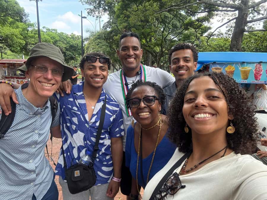 Afro Walking Tour. The colors of Cali. - Meeting Andrés in the heart of Cali