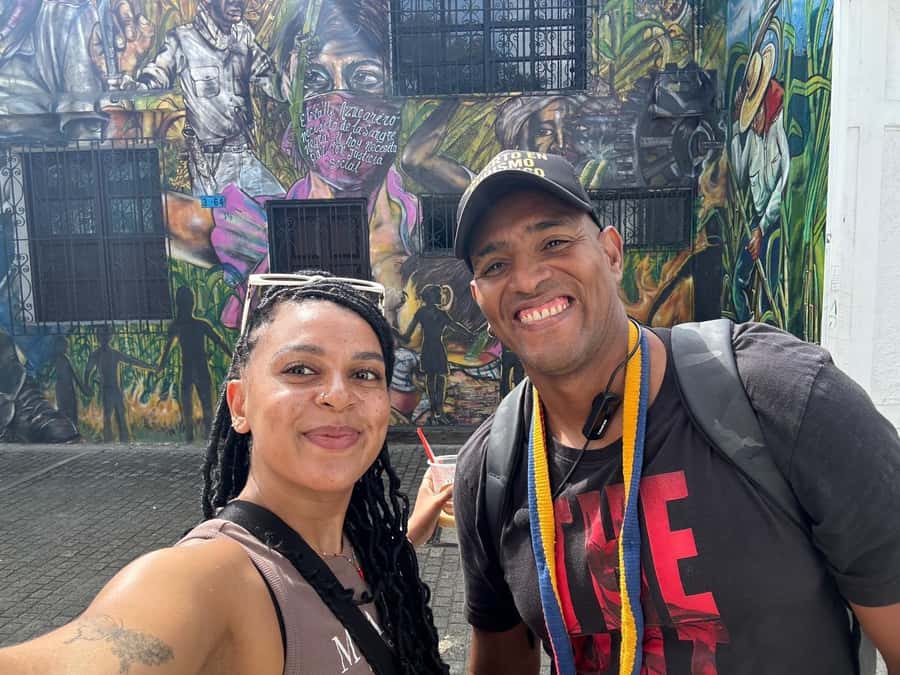 Afro Walking Tour. The colors of Cali. - Salsa, rhythm, and the many sounds of Cali