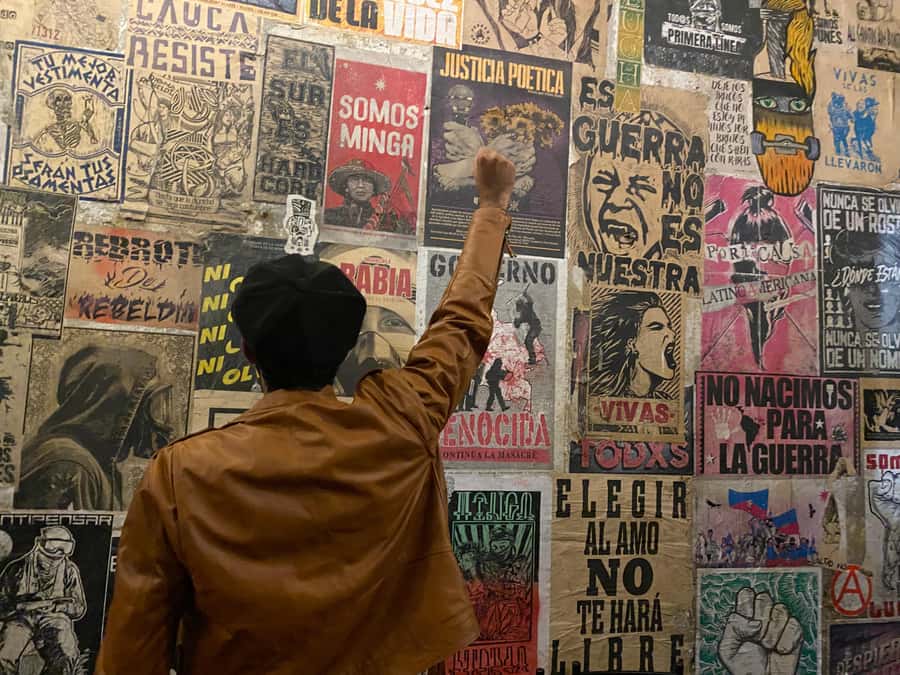 Anti-tour Bogotá - Beginning at La Pola and Parque de los Periodistas