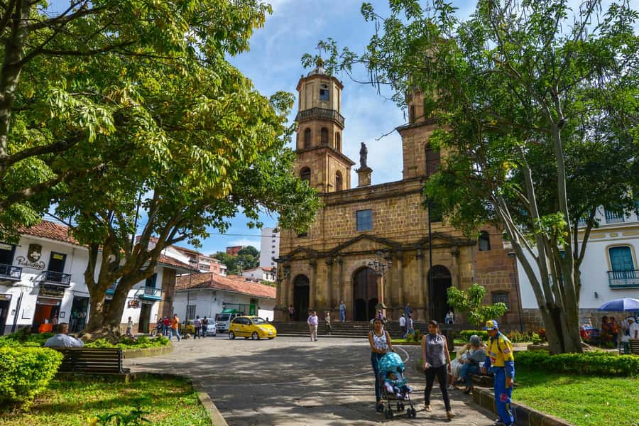 Barichara and San Gil Day Tour - San Gil: a plaza at the center of adventure country