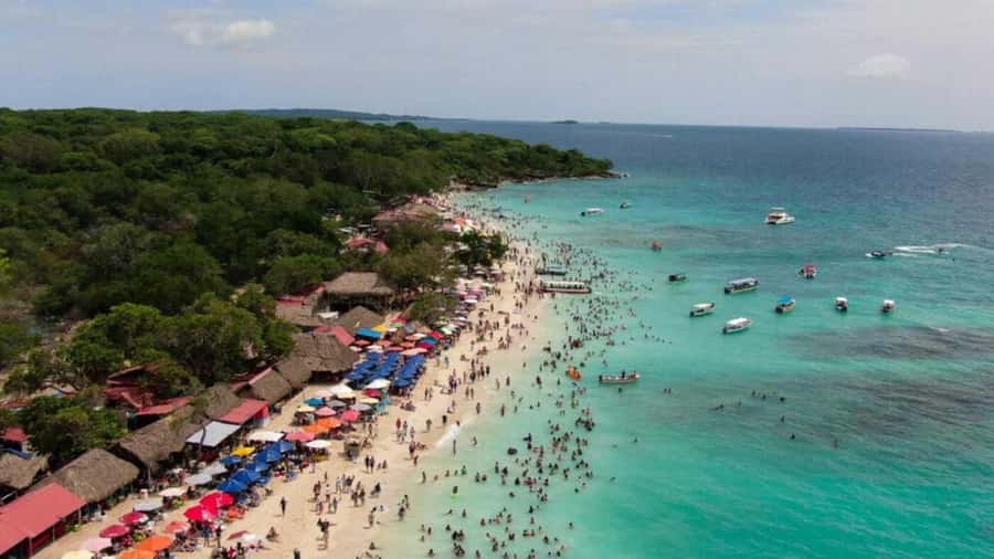 BARÚ: Enjoy the magic of Baru choosing best option for you - The ride from Cartagena takes about an hour