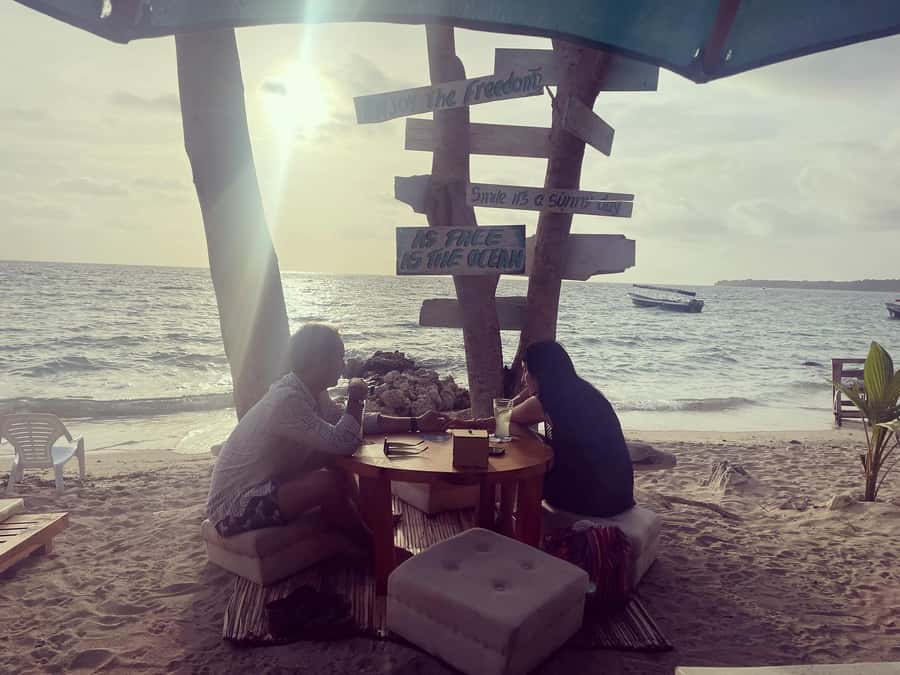 Barú: Sunset on the beach + bioluminescense plankton - Lunch, cocktails, and what is really included