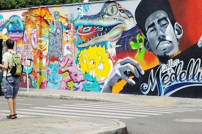 Best Full Day Private Medellin City Tour and Botero´s Plaza - Medellín MetroCable and the ride toward Parque Arví