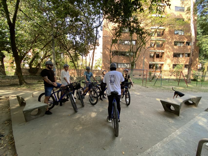 Bike Tour Medellin with Snacks and Local Beer - How safe and difficult is the cycling?