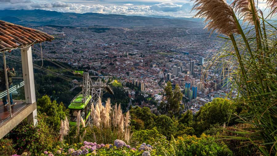 Bogotá: City tour Monserrate, emerald and gold museum & more - The Gold Museum and the Muisca raft