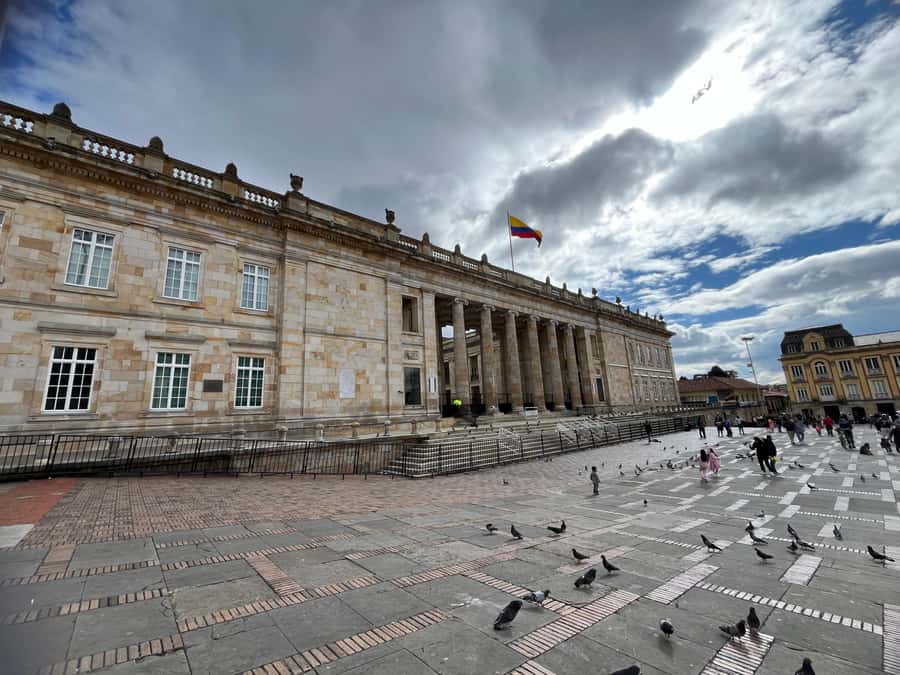 BOGOTA: City Tour, Monserrate, Gold Museum, Botero Museum, Plaza Bolívar - Starting in Bogotá, with a private ride and local focus