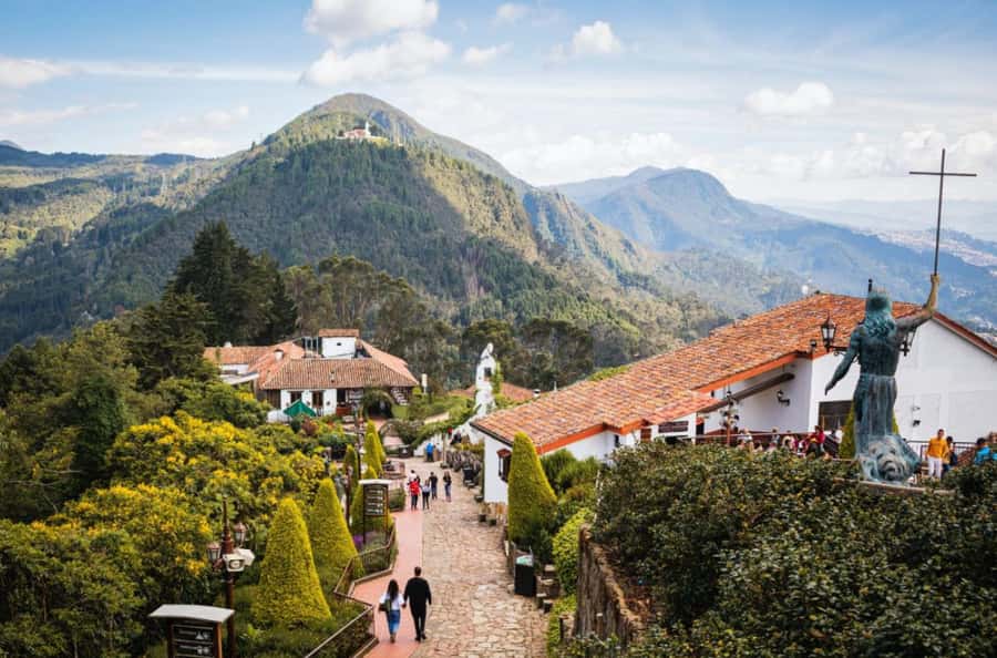 Bogotá: City Tour, Monserrate, Gold Museum, Plaza de Bolivar - Monserrate delivers the big finish