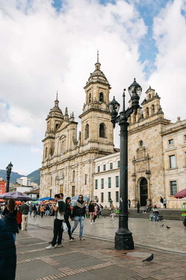 Bogotá: Express Tour with Private Guide and Transportation - Walking through La Candelaria’s old streets