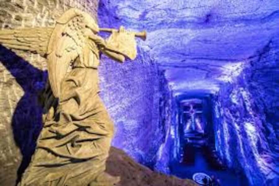BOGOTA: From the Clouds to the Earth, Tour to Monserrate and the Salt Cathedral - FAQ
