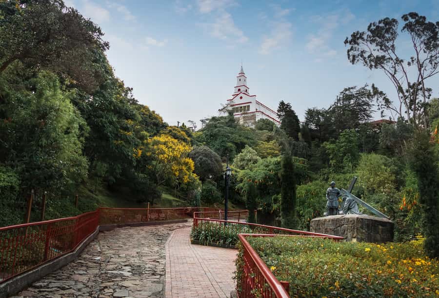 Bogota: Gold Museum and Monserrate Private Half-Day Tour - Practical booking advice for a better day