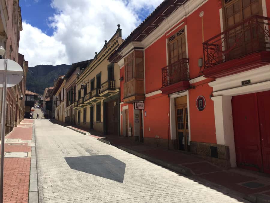 Bogota: La Candelaria Highlights Walking Tour - What $73 means for the value