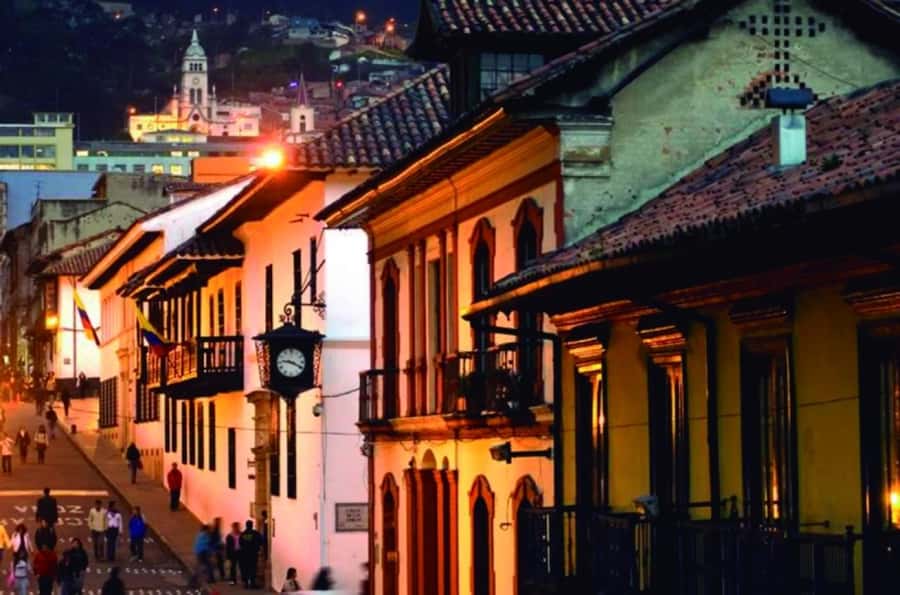 BOGOTA: Night Tour in Bogotá (Express) - La Calera and a proper Bogotá canelazo