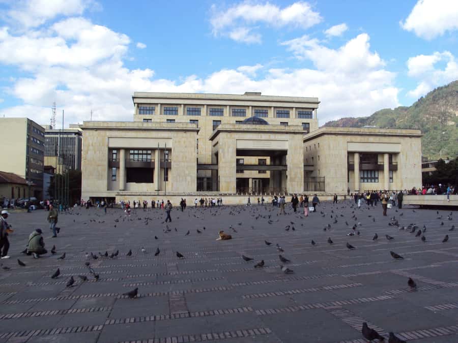 Bogotá: Private Candelaria Walking Tour with Gold Museum - Should you book it?
