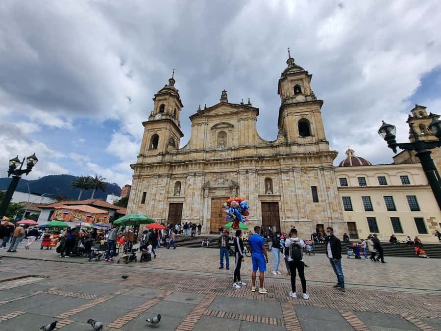 Bogota's Historic Center and Monserrate in one day - Choosing between Botero and the Gold Museum