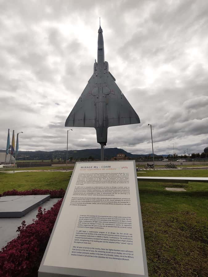 BOGOTA: Tour of Jaime Duque Park, Zoo, and Aerospace Museum - The Aerospace Museum and its important caveat