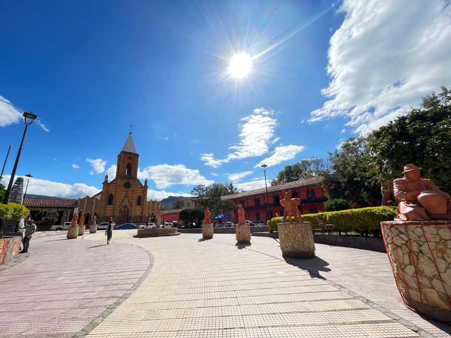 BOGOTA: Tour of Villa de Leyva, Ráquira, Pozos Azules, and Puente de Boyacá - Why this Boyacá day trip works