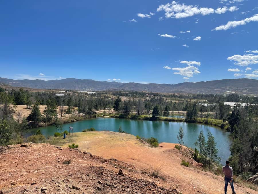 Bogotá: Villa de Leyva Full-Day Tour with Meals - Boyacá Bridge adds a short historical pause