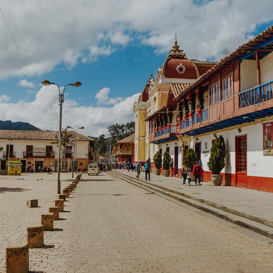 Bogota: Zipaquirá Salt Cathedral and Lake Guatavita Day Tour - Why this day outside Bogotá works so well