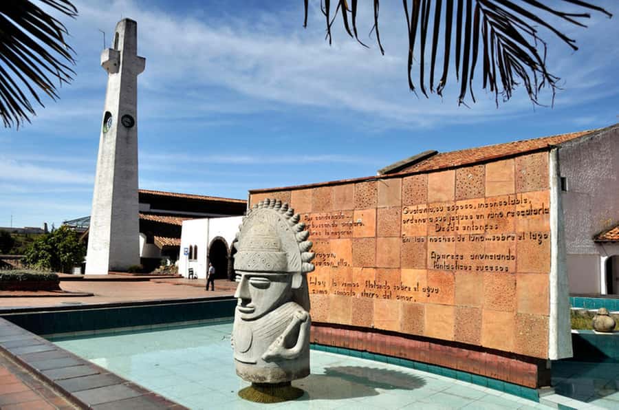 Bogota: Zipaquira, Salt Cathedral & Lake Guatavitá Tour - Should you book the Salt Cathedral and Guatavita day?