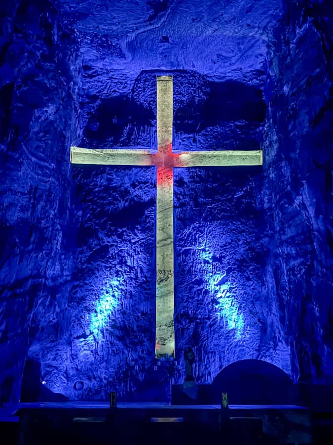 Bogotá: Zipaquirá Salt Cathedral, with tickets and guide - The Bogotá pickup and ride across Cundinamarca