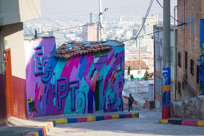 Breaking Borders: Bogota Gansters Story - Meeting the people behind Breaking Borders