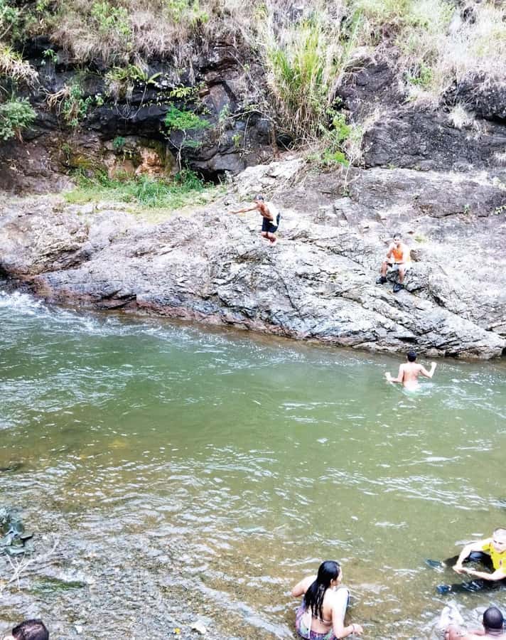 Cali: Cali River Waterfall and Great River Pools Tour - The walk back and optional botanical garden stop