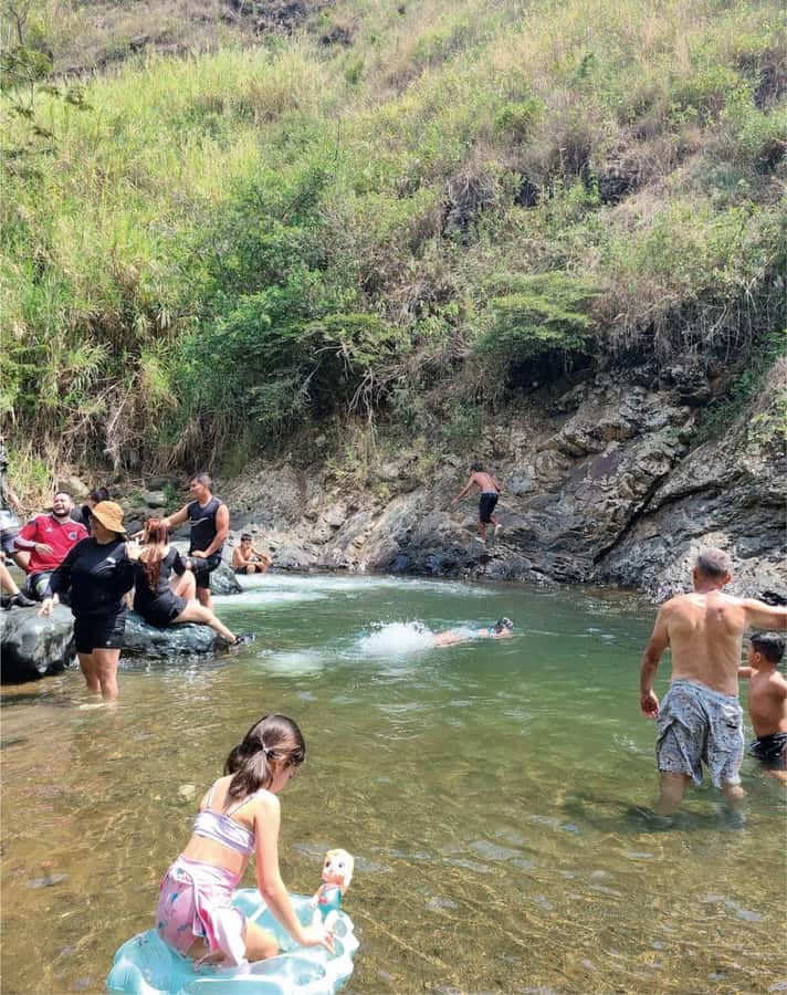 Cali: Cali River Waterfall and Great River Pools Tour - What to bring for a comfortable half-day