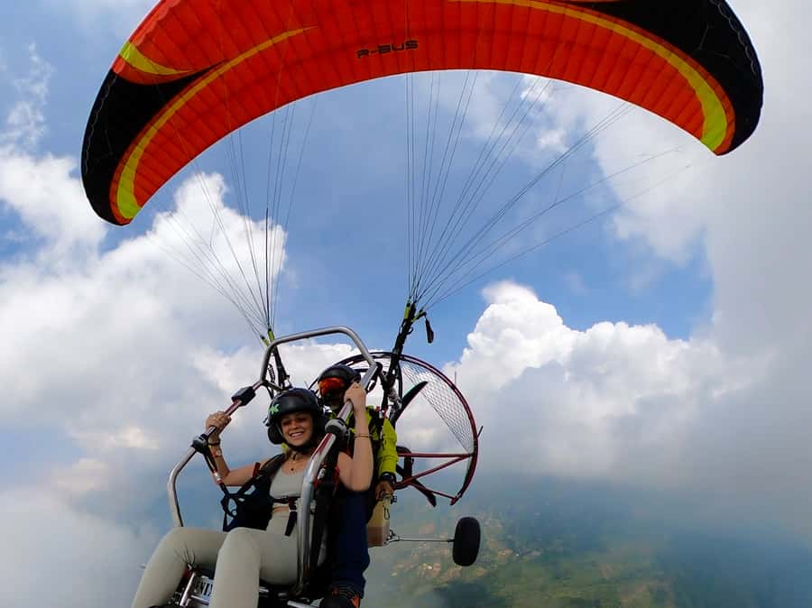 Cali: Paratrike Flight - Paragliding - Why Valle del Cauca works for a first flight