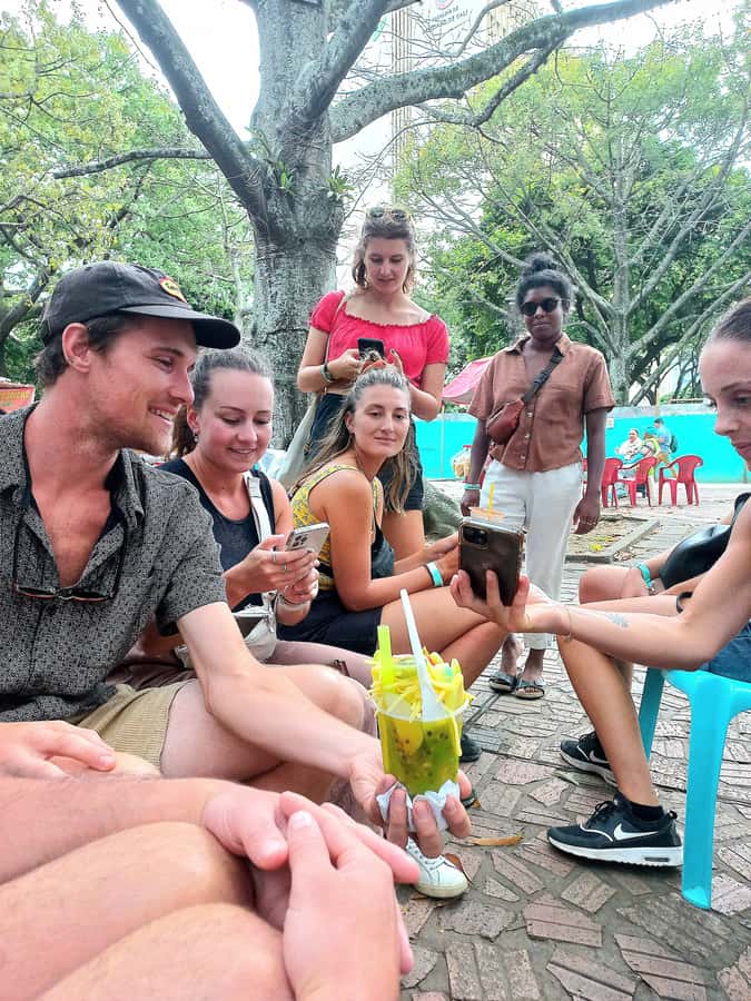 Cali: Street Food Tour - Starting at Bulevar del Río