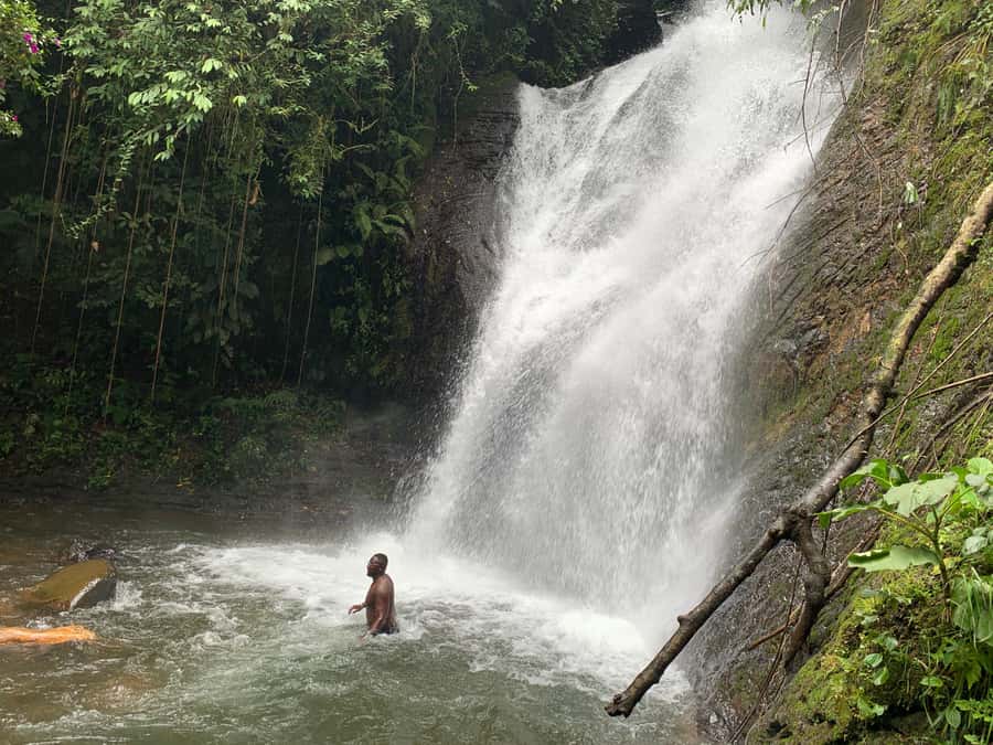 Cali: Tour of Waterfall in Pance River - Chorrera del Indio - The short walk to a second waterfall