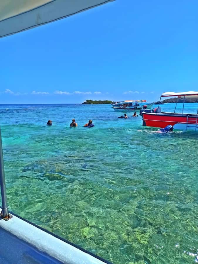 Cartagena: 4 Island Day Trip by Boat and Caribbean Lunch - A fast route from Cartagena to four Caribbean stops