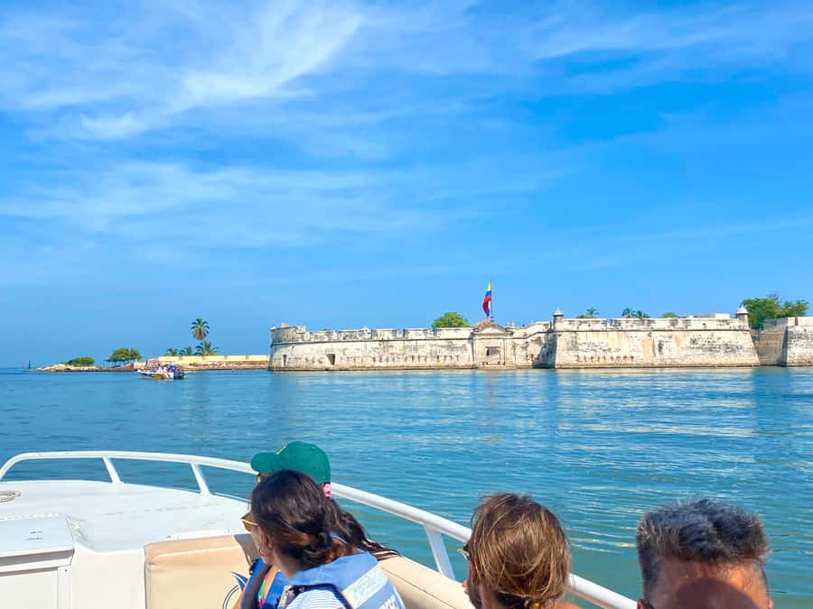 Cartagena: 5-Island Trip by Boat with Lunch and Snorkeling - Rosario Islands by boat: views, water, and snorkeling