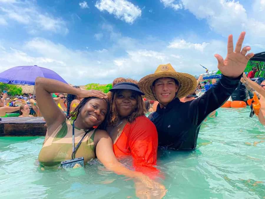Cartagena: 5 Rosario Islands, Full party with drinks, Snorkeling and lunch - A fast-moving day on Cartagena’s Caribbean coast