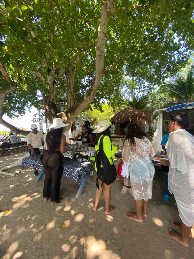 Cartagena: 5 Rosario Islands Tour with Snorkeling and Lunch - Who should book this island tour?
