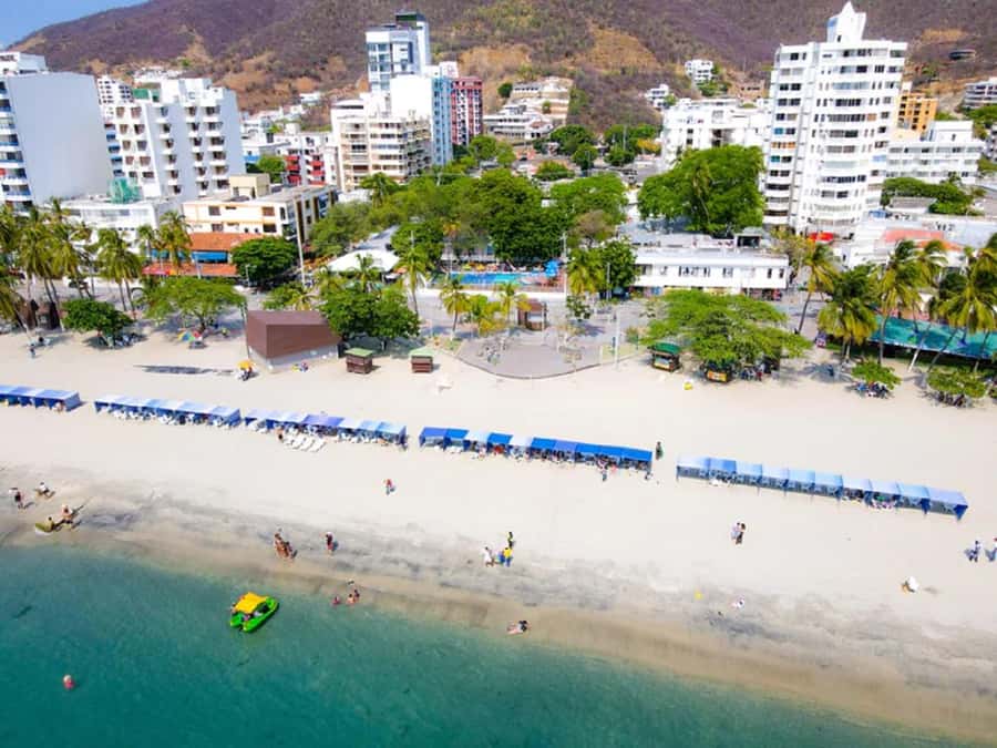 Cartagena: Barranquilla and Santa Marta All-Inclusive Tour - Three hours at Rodadero Beach