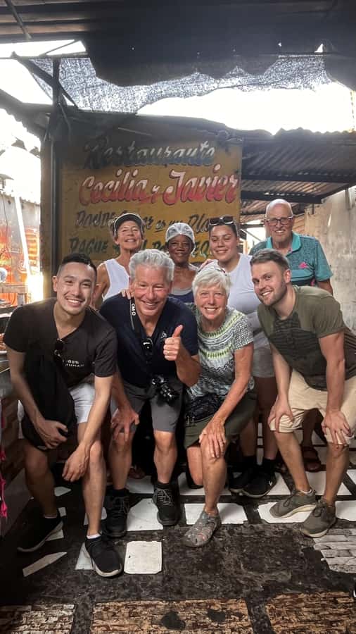 CARTAGENA: BIKE RIDE WITH LUNCH AT BOURDAIN'S FAVORITE SPOT - The guides make the difference