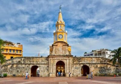 BILINGUAL CITYTOUR + SAN FELIPE CASTLE & Old city
