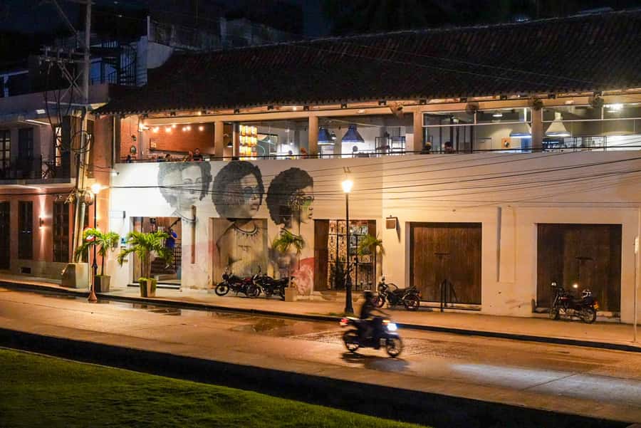 Cartagena: Boutique Rum and Chocolate Tasting at Lunático - Chocolate is a lesson, not just a sweet snack