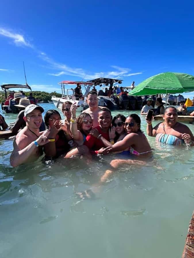 Cartagena: CHOLON & BARU with lunch - Should you book the Cholón and Barú trip?