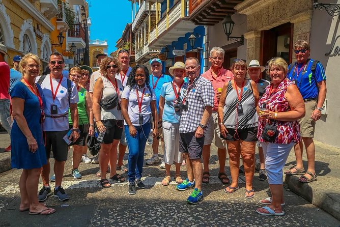 Cartagena: City Tour Hop On Hop Off - Bus Turistico de 2 pisos - The Wall City stops: squares, museums, and old streets
