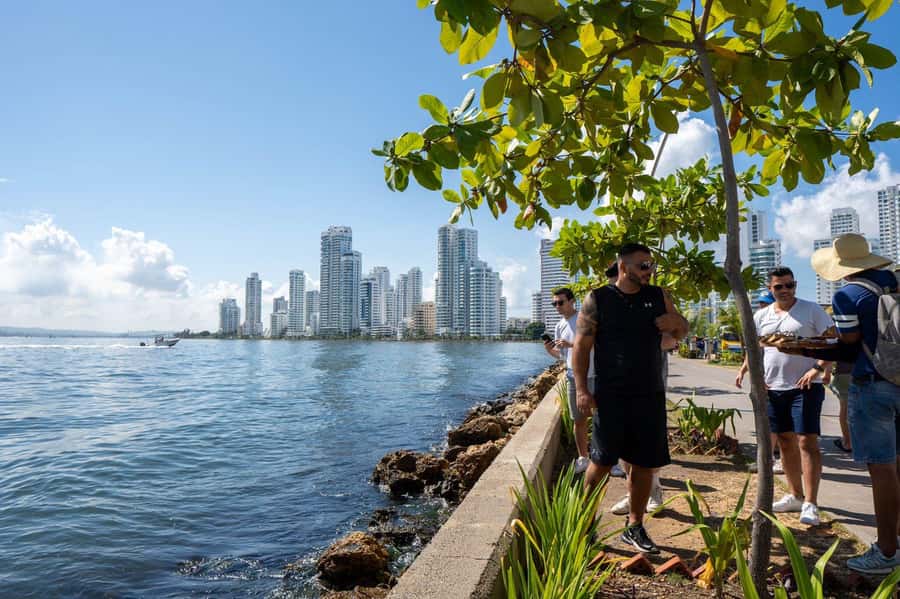 Cartagena: CITY TOUR IN ENGLISH, Old city, Monuments, Castle - What the $16 price really gets you