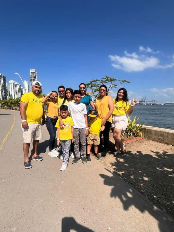 Cartagena: CITY TOUR IN ENGLISH, Old city, Monuments, Castle - Starting in Bocagrande, Laguito, and Castillogrande