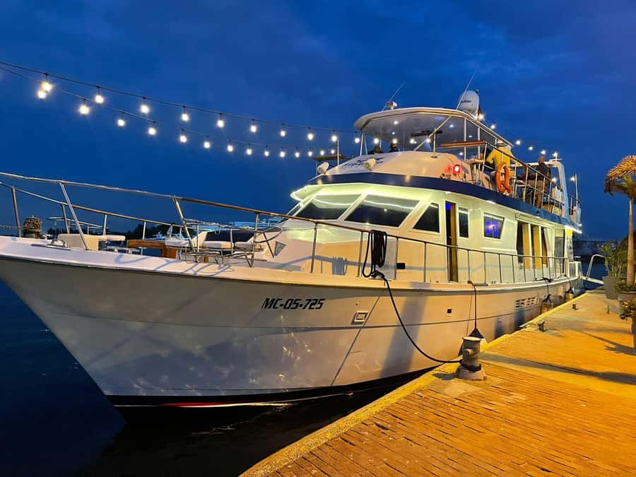 Cartagena: Cruise by the Bay with Dinner and Wine - Is $70 good value?