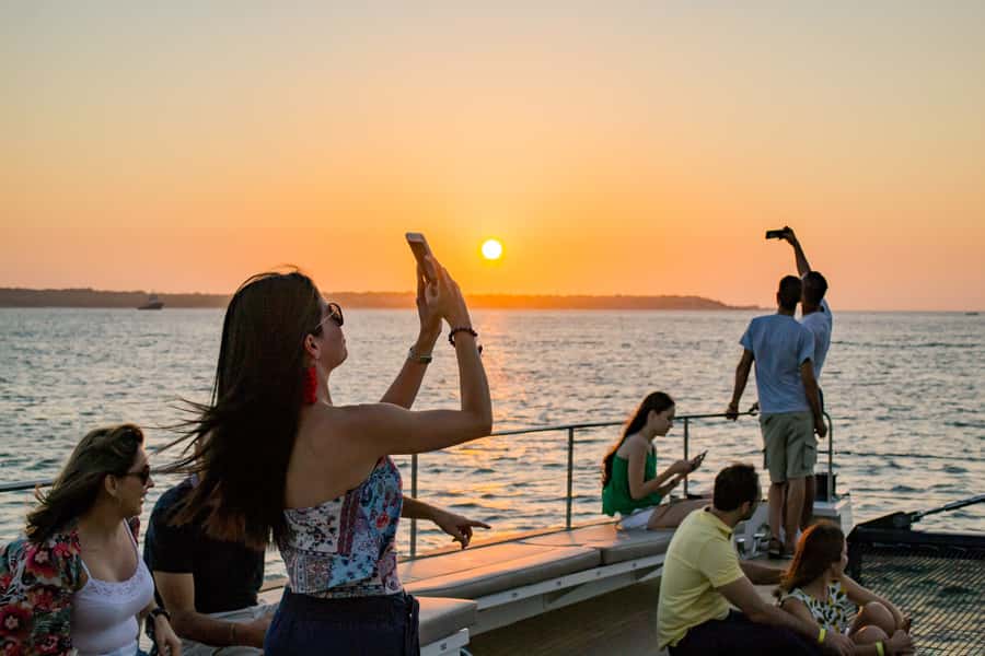Cartagena de Indias: 2-Hour Sunset Cruise - Key points to know before booking