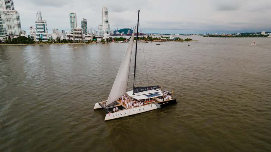 Cartagena de Indias: 2-Hour Sunset Cruise - What you actually get for $31
