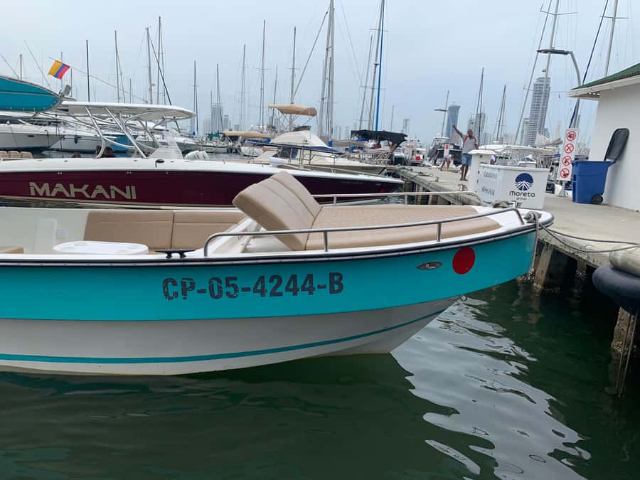 CARTAGENA, EXCLUSIVE launch for Rosario and Baru Islands - A private launch gives you control of Cartagena’s island day