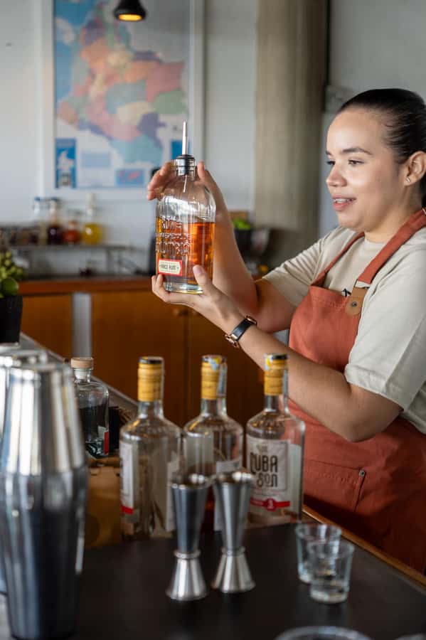 Cartagena: Express Rum and Chocolate Tasting Experience - Key details at a glance